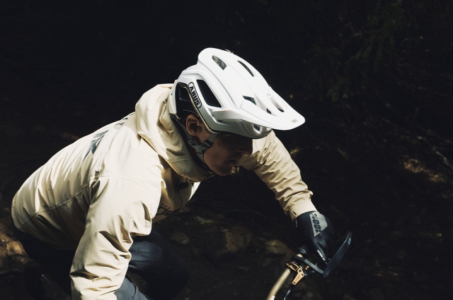 ABUS joins La Rioja Bike Experience as Official Helmet Partner